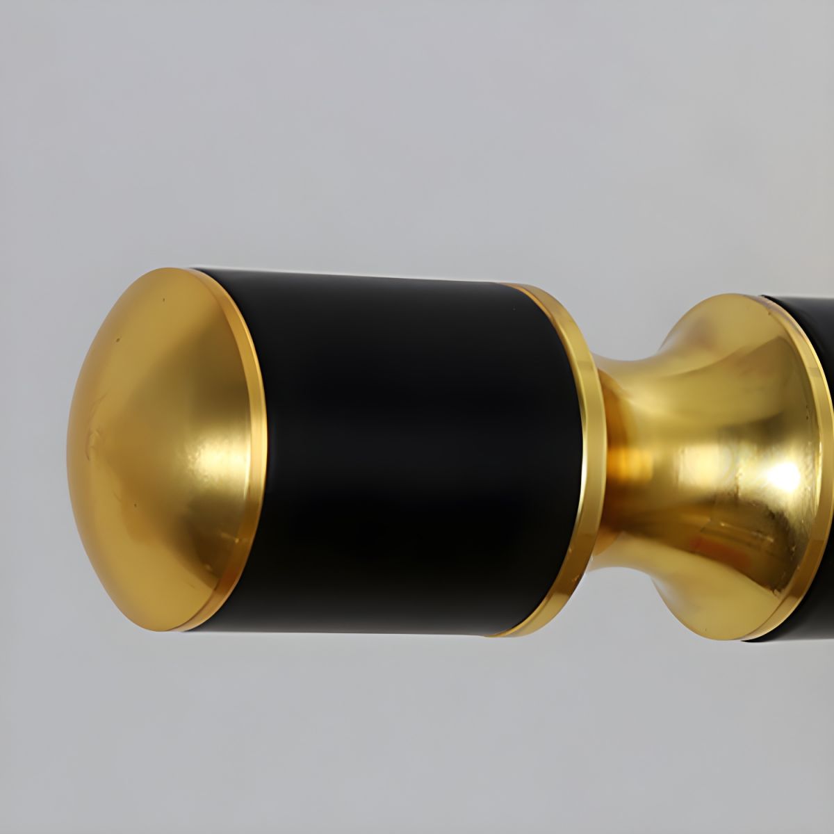 BeaconGold | Luxurious Mirror light