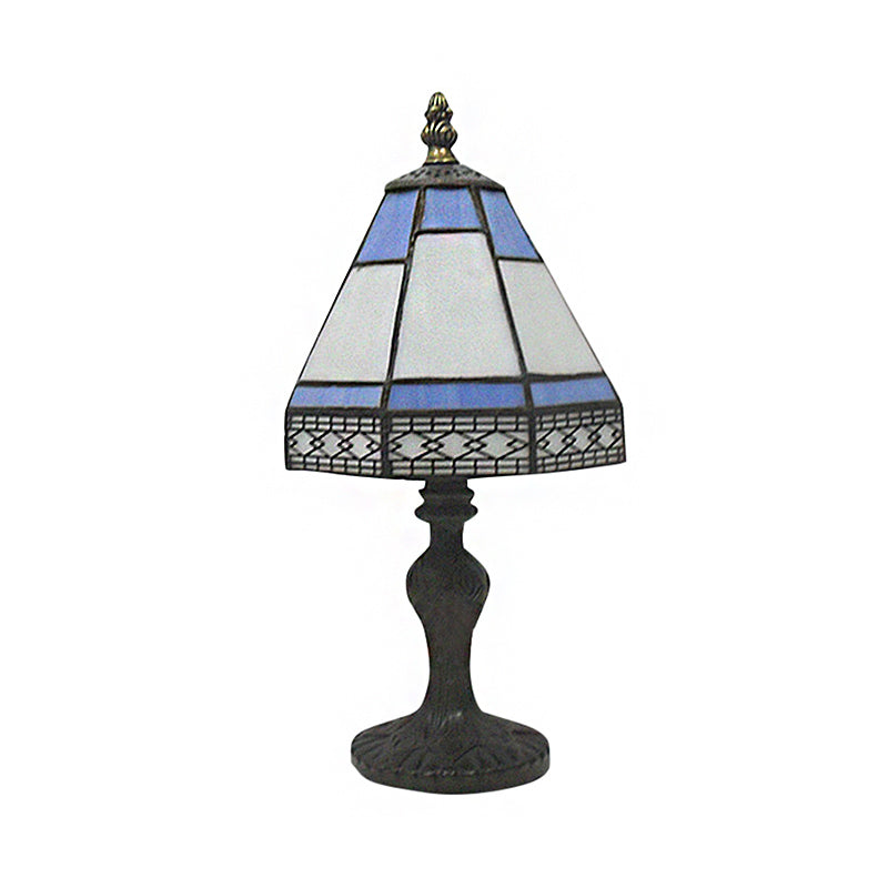 TranquilGlow | Elegant Tiffany Table Lamp