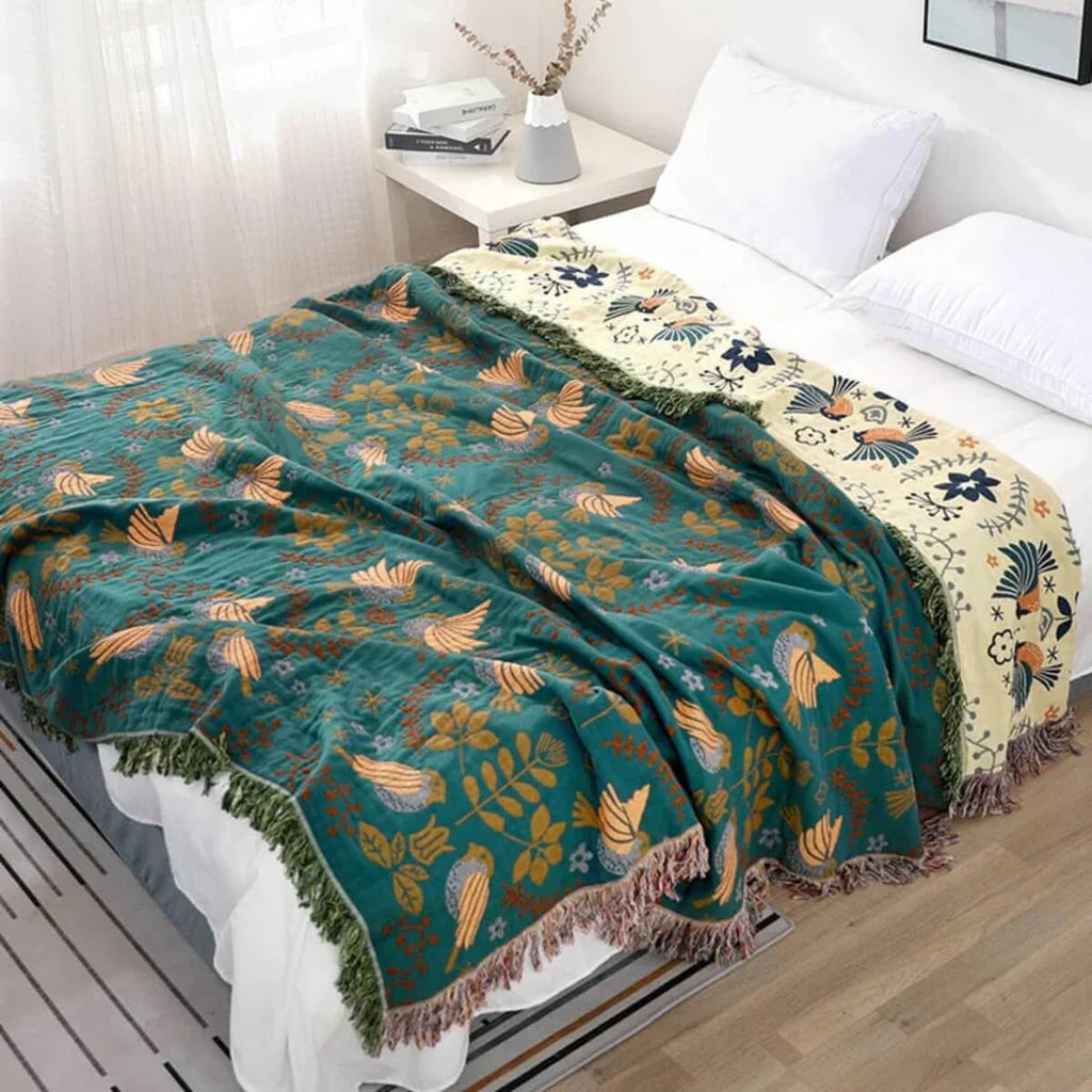 NordNest | Reversible Blanket with Scandinavian Bird Design