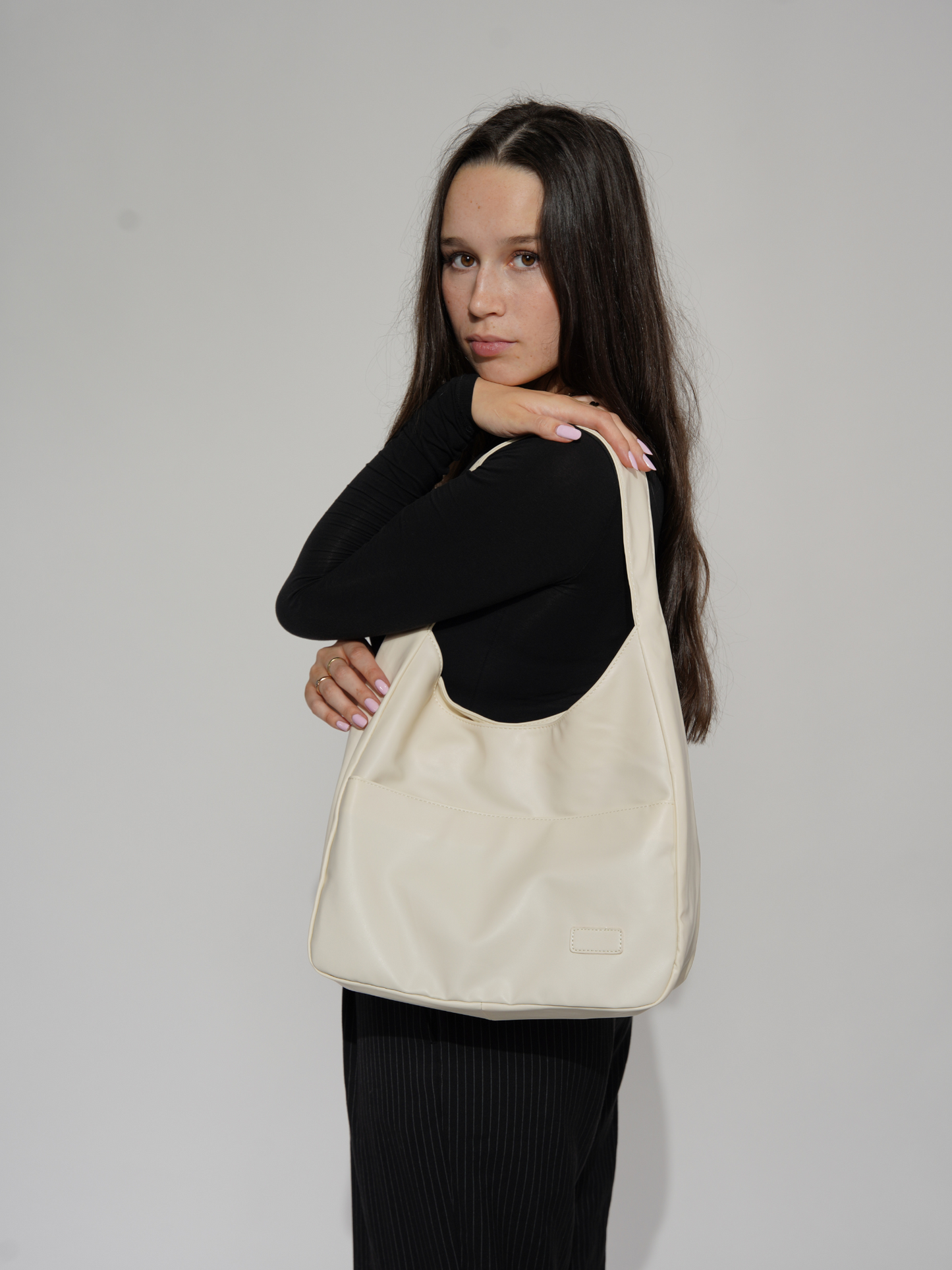 LoraBag | Shoulder Bag – Minimalist Design & Easy-Clean Finish