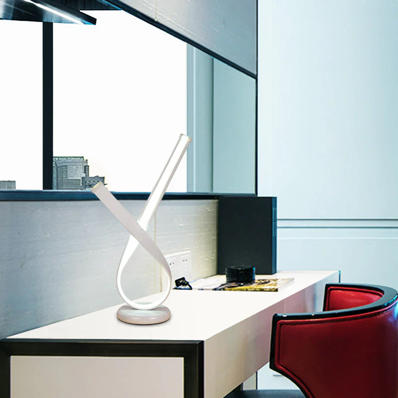 CurveLux | Artistic Curved LED Table Lamp