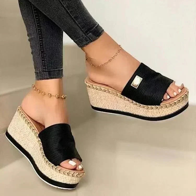 Cecilia | Natural Elegance Sandals