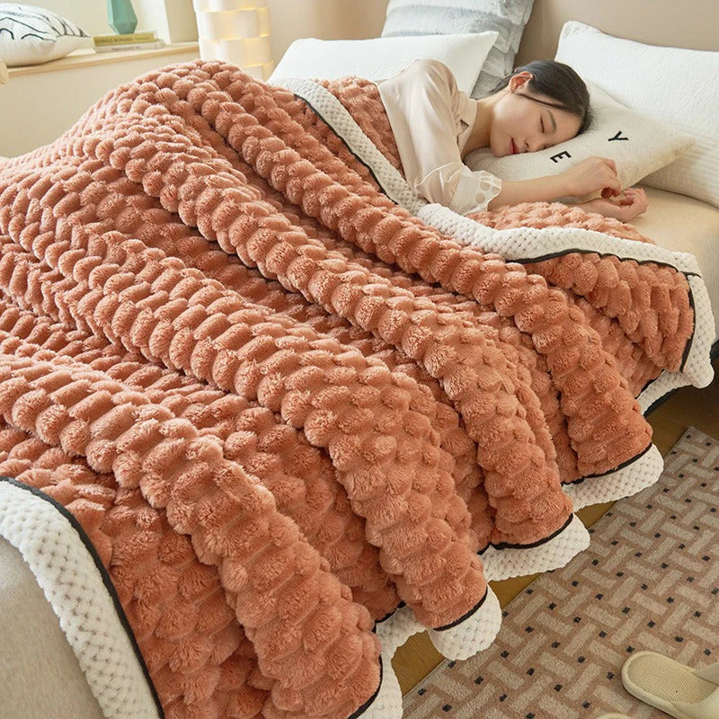 CloudWrap | Soft Premium Snuggle Blanket in a Modern Look