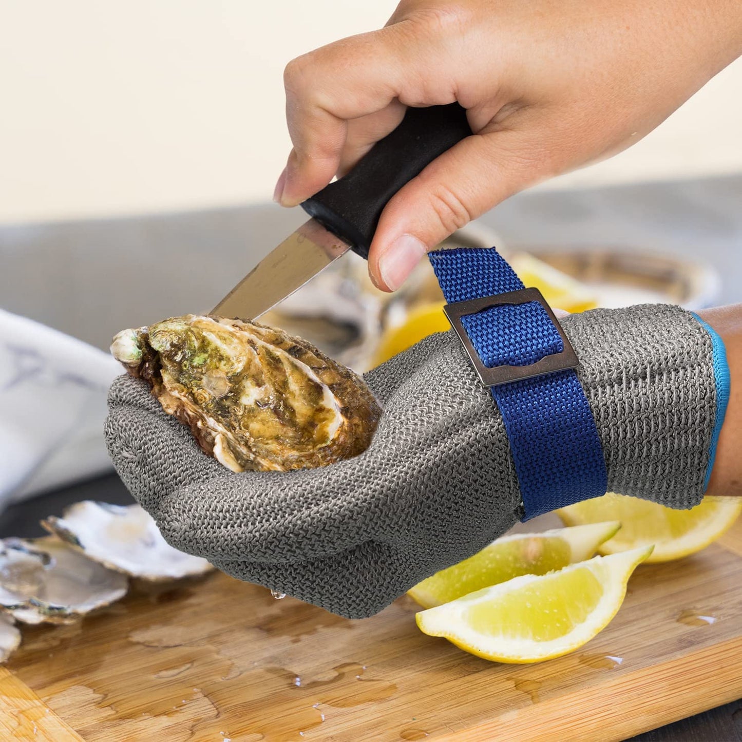 ChefShield | Kitchen Mesh Glove – Dishwasher-Safe & Hygienic