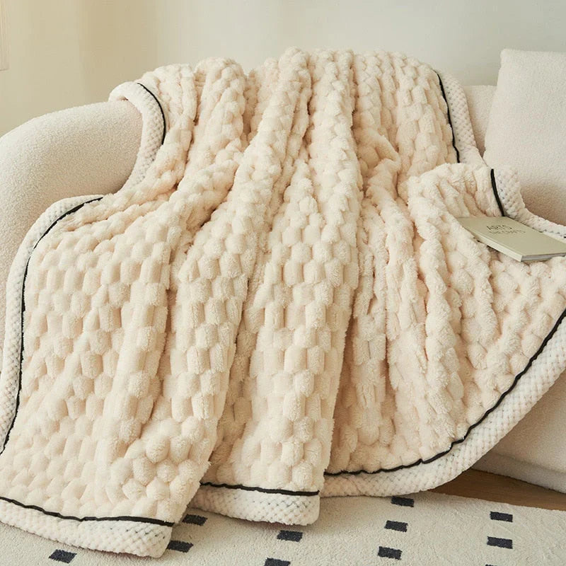 CloudWrap | Soft Premium Snuggle Blanket in a Modern Look