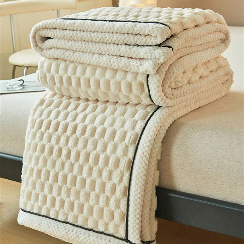 CloudWrap | Soft Premium Snuggle Blanket in a Modern Look