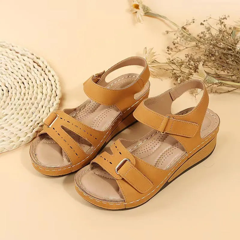 Lisa | Orthopaedic sandals Lightweight and comfortable