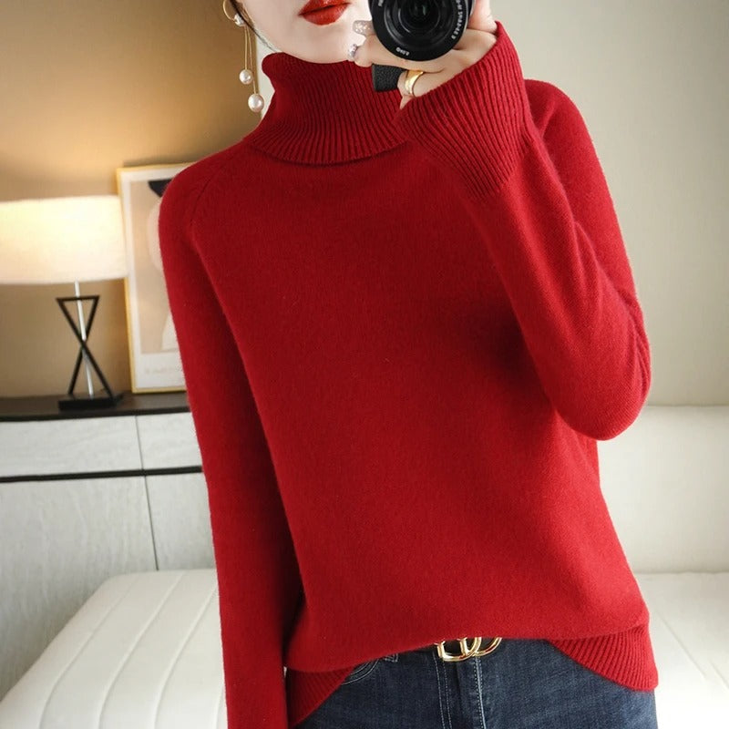 Cozy Cashmere White Jumper for Women - Stylish Ladies Knitwear Essential-3