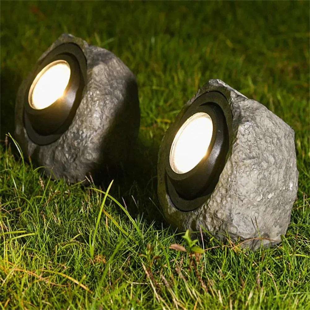 SolarStone | Naturally Appearing Garden Light in Stone Look