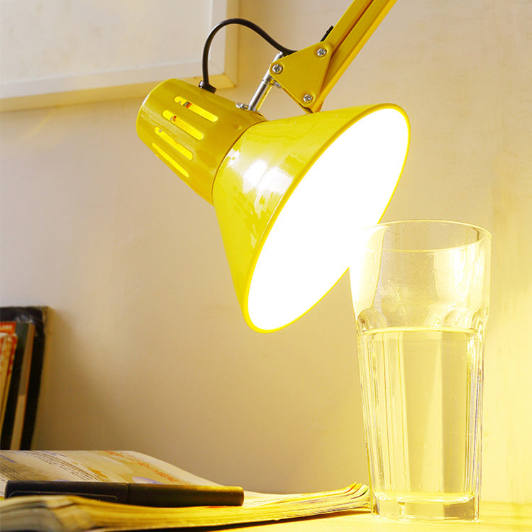 AlvaBeam | Slim Nordic Lamp with Plug Connection