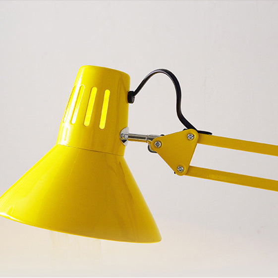 AlvaBeam | Slim Nordic Lamp with Plug Connection