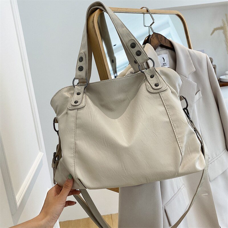 Bella | Large Bag Made from Soft Leather6