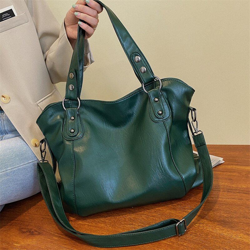 Bella | Large Bag Made from Soft Leather8