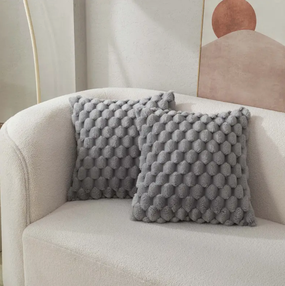 PillowCloud | Soft Cushion with Fluffy Cushion Cover
