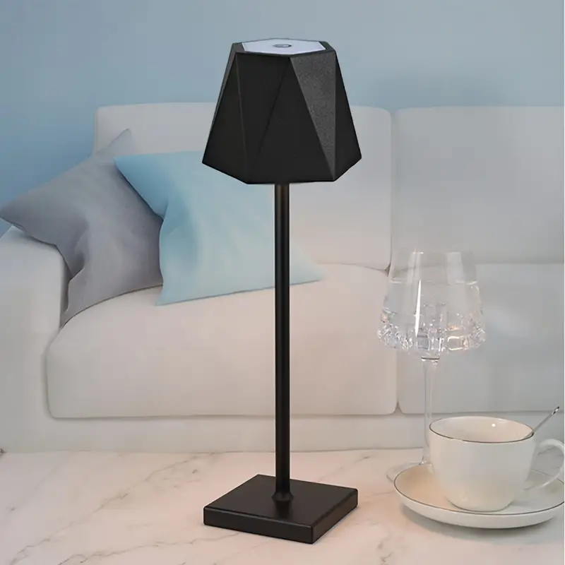 BrightEase | Lightweight Cordless Desk Lamp8
