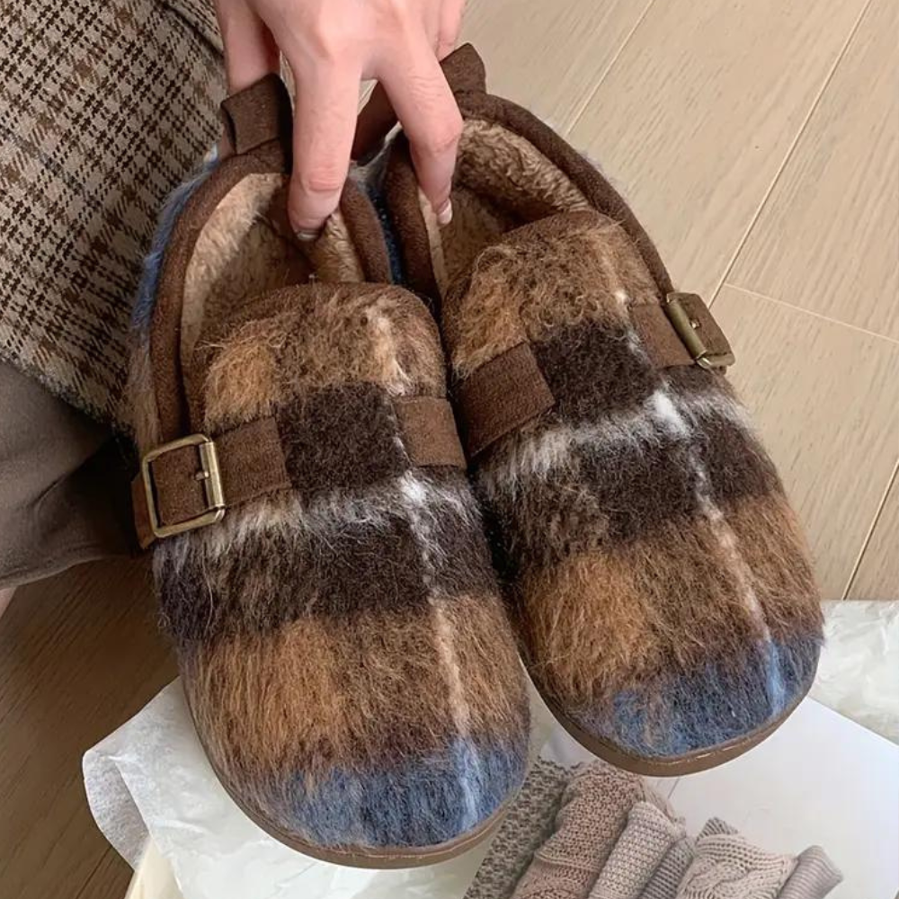 Luxe | Men's Slippers – Elegant Checkered Design with Adjustable Straps-3
