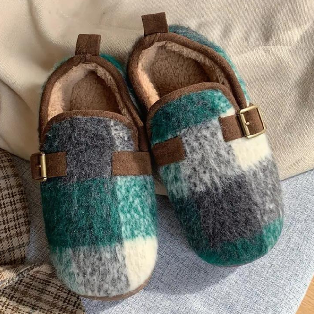 Luxe | Men's Slippers – Elegant Checkered Design with Adjustable Straps-1