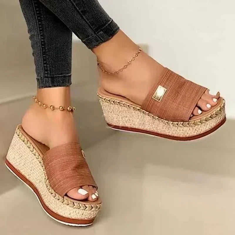 Cecilia | Natural Elegance Sandals