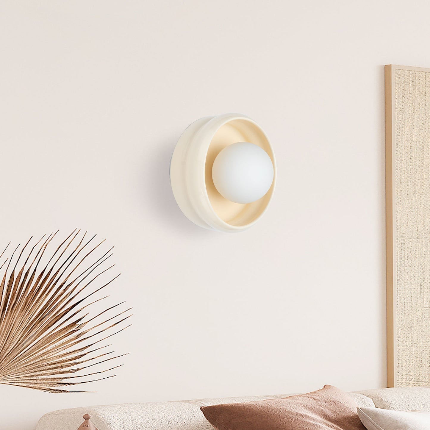 RingGlow | Elegant Round Ceramic Wall Light