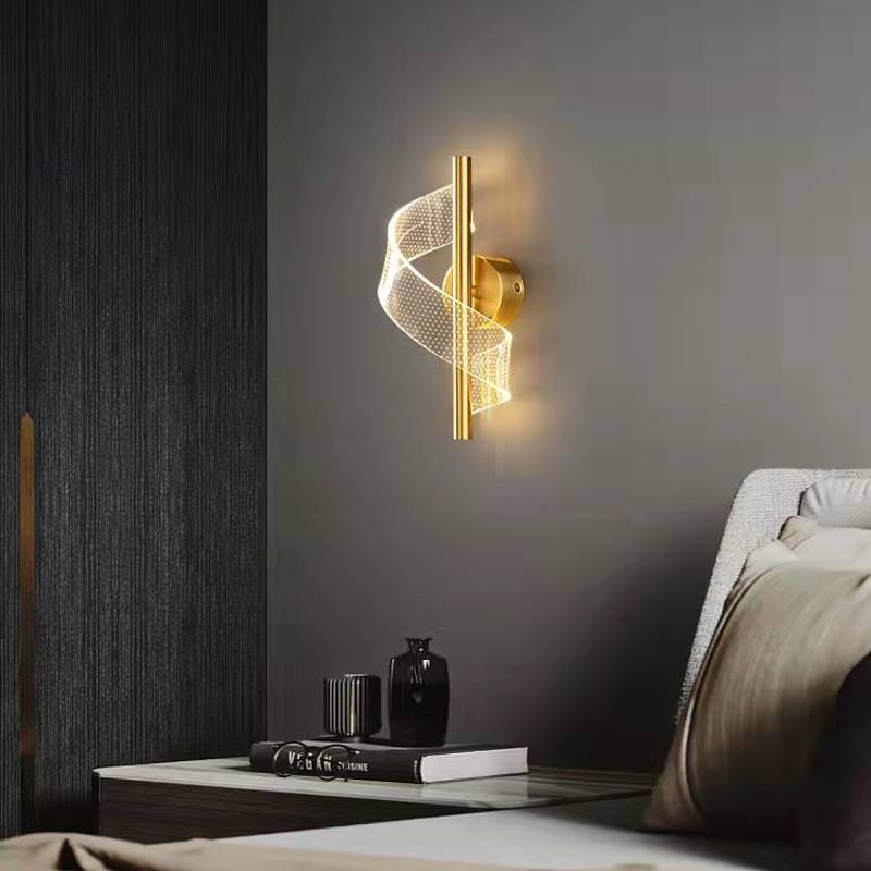 GlowPillar | Luxurious Glass Wall Lamp
