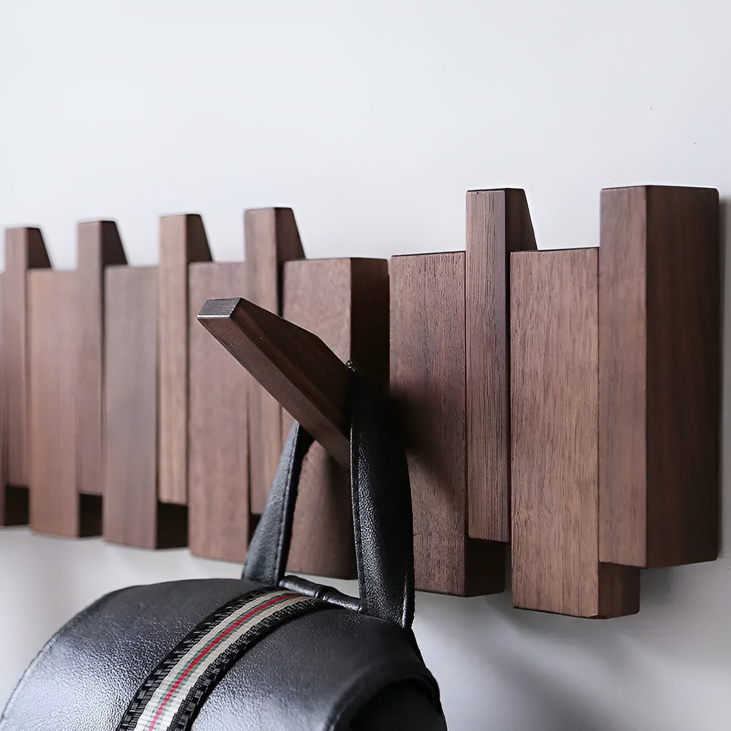 HarmonyHooks | Elegant Piano Key Wall Shelf