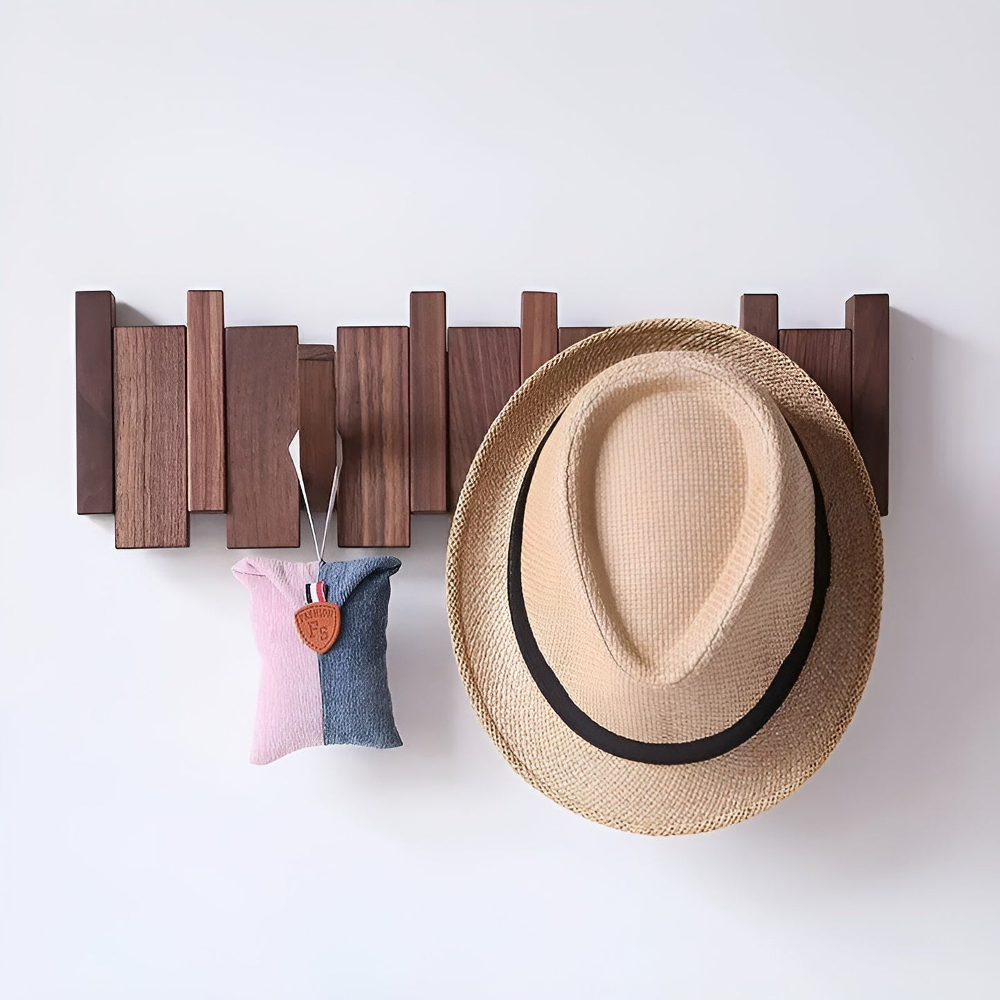 HarmonyHooks | Elegant Piano Key Wall Shelf