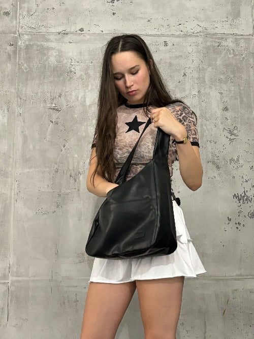 LoraBag | Shoulder Bag – Minimalist Design & Easy-Clean Finish