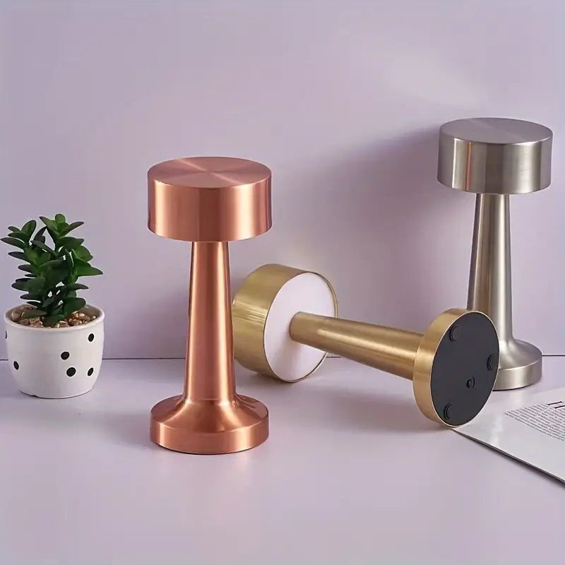 LumiNight | Retro & Versatile Table Lamp1