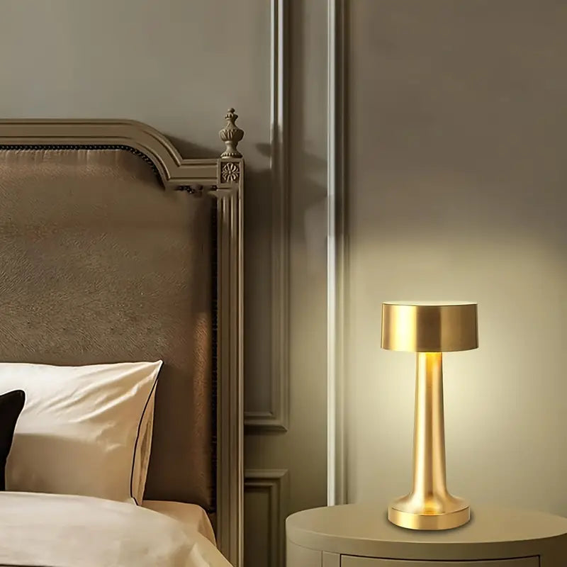 LumiNight | Retro & Versatile Table Lamp2