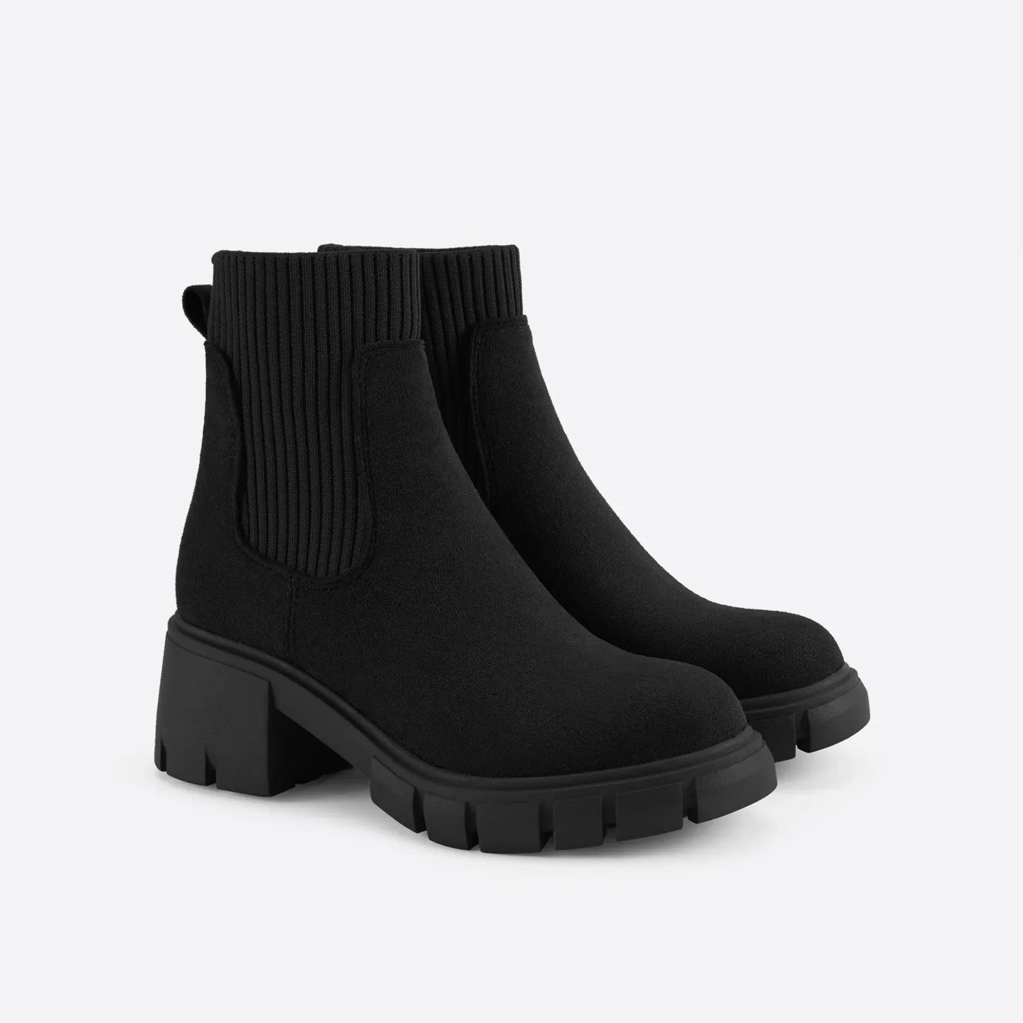 LuxBoot | Elegant British Ankle Boots1