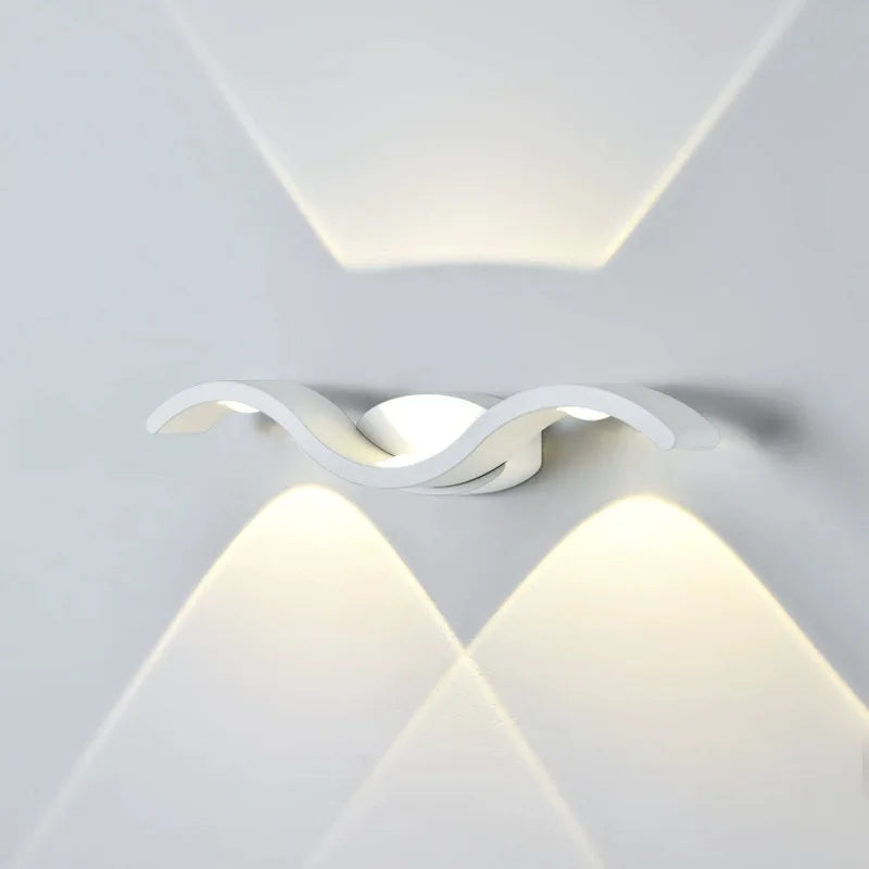 AlloyGlow | Modern LED Wall Lamp with Slim Design