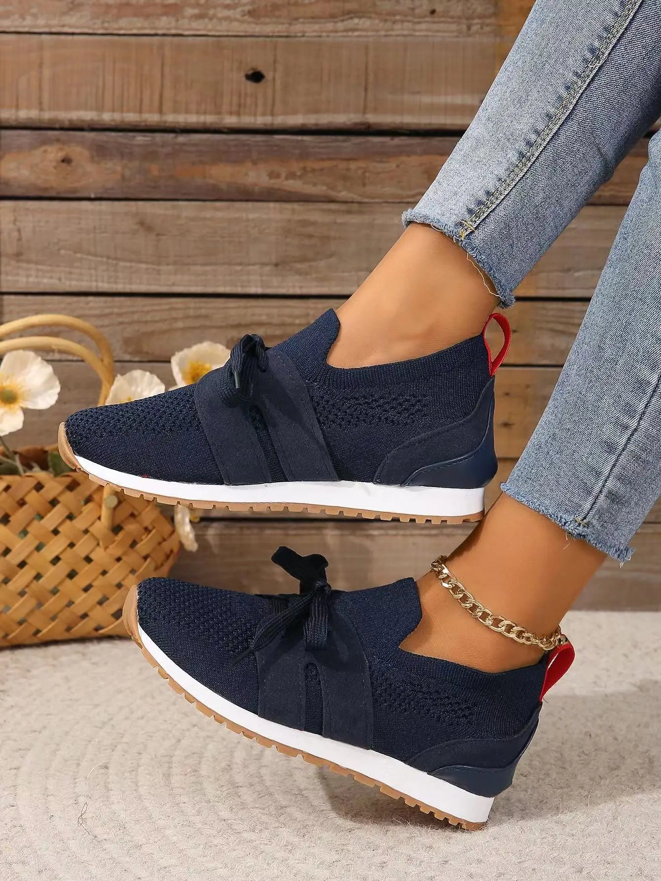 Mira | Breathable Orthopaedic Lace-Up Comfort | Women
