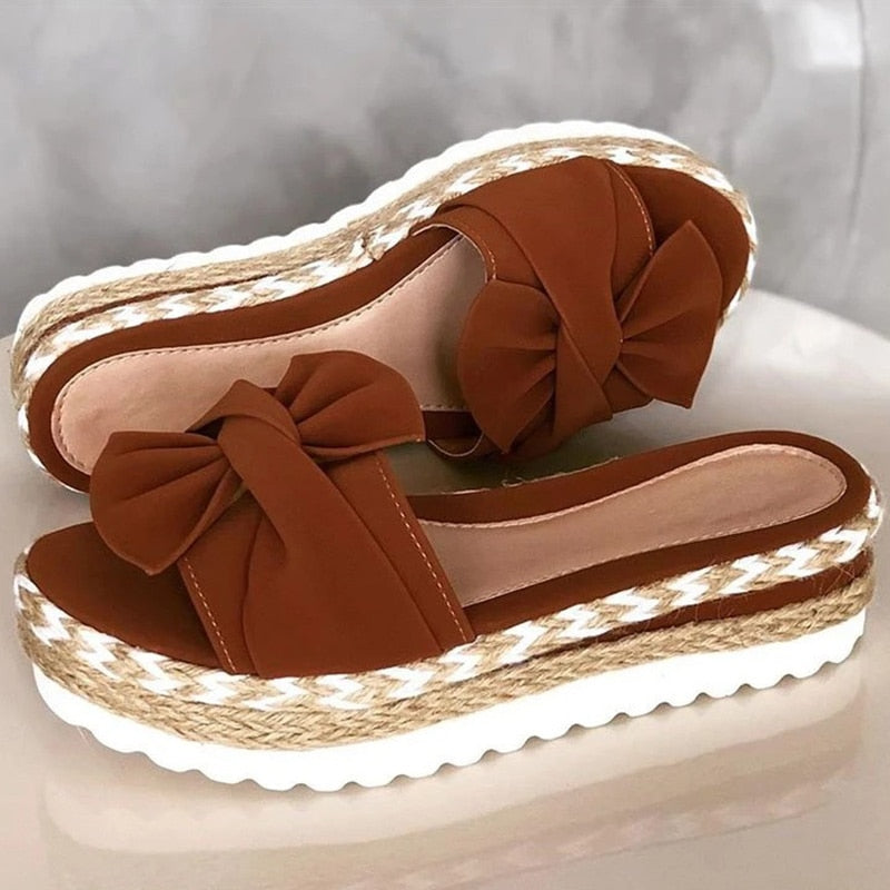 Scarlet | Stylish trendy summer sandals with bow