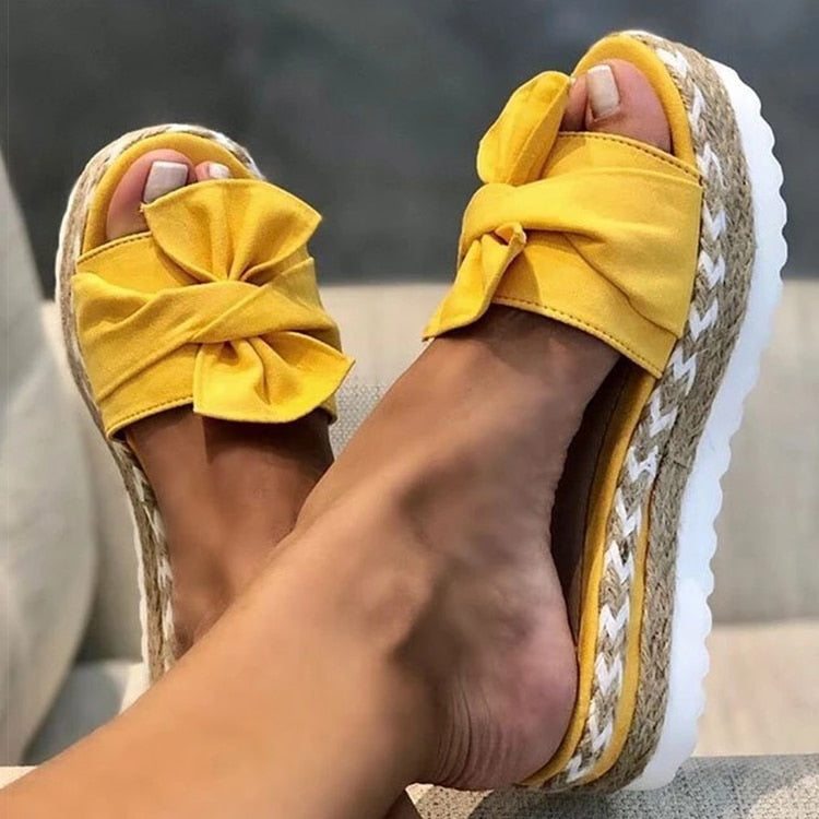 Scarlet | Stylish trendy summer sandals with bow