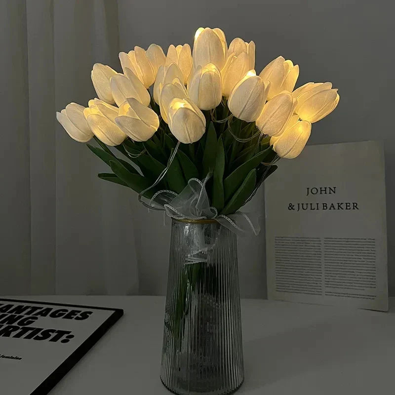 TulipGlow | LED Tulip Night Light – Portable & Warm Glow