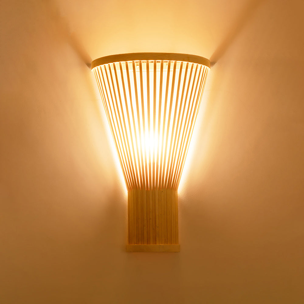 LumiNature | Natural Elegance LED Wall Lamp