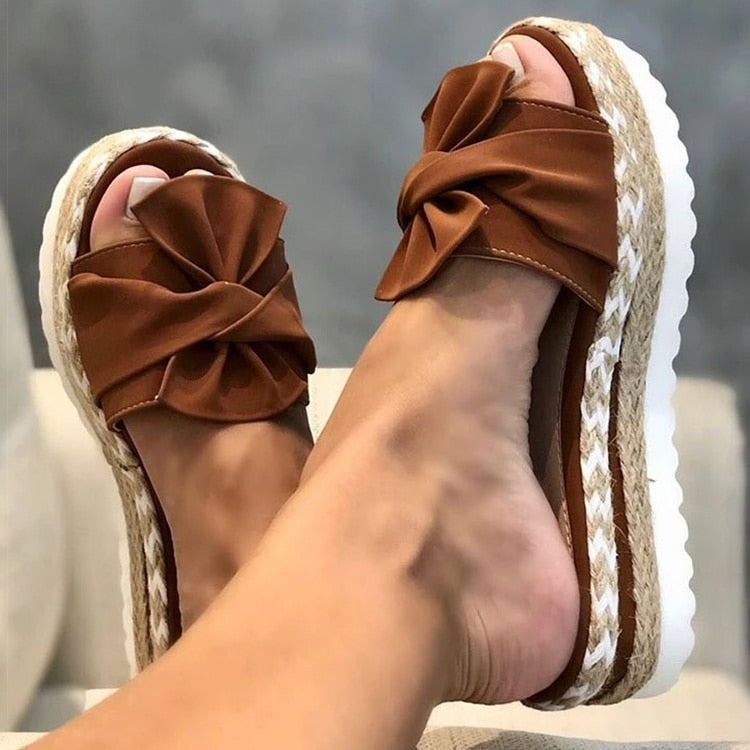 Scarlet | Stylish trendy summer sandals with bow