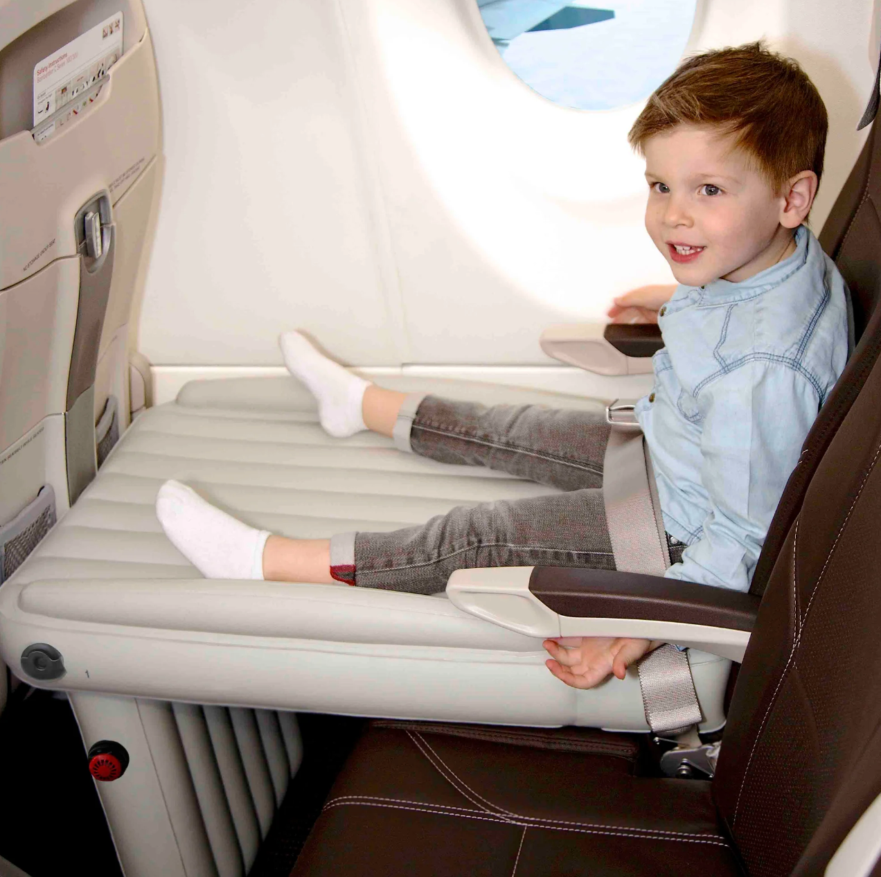 Luxe Voyage | Children's Inflatable Travel Bed – Ultimate Comfort for Travel 2