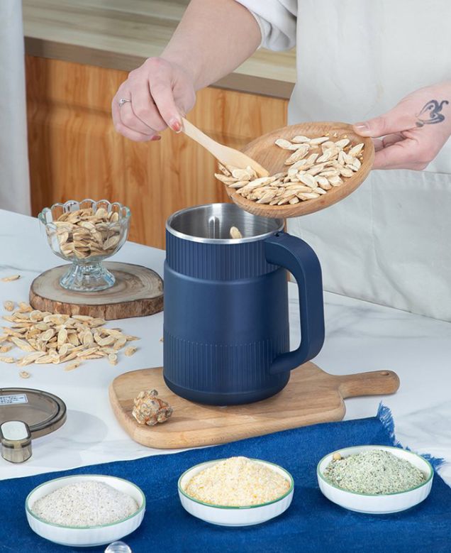 GrainMate | Compact grain mill for fresh flour