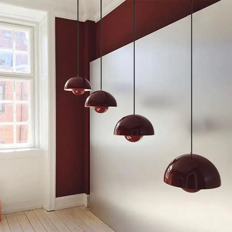 ScandiPetal | Elegant Pendant Light with Floral Touch