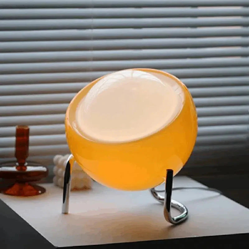 SpotLight | Vintage-inspired Retro Nordic Desk Lamp2