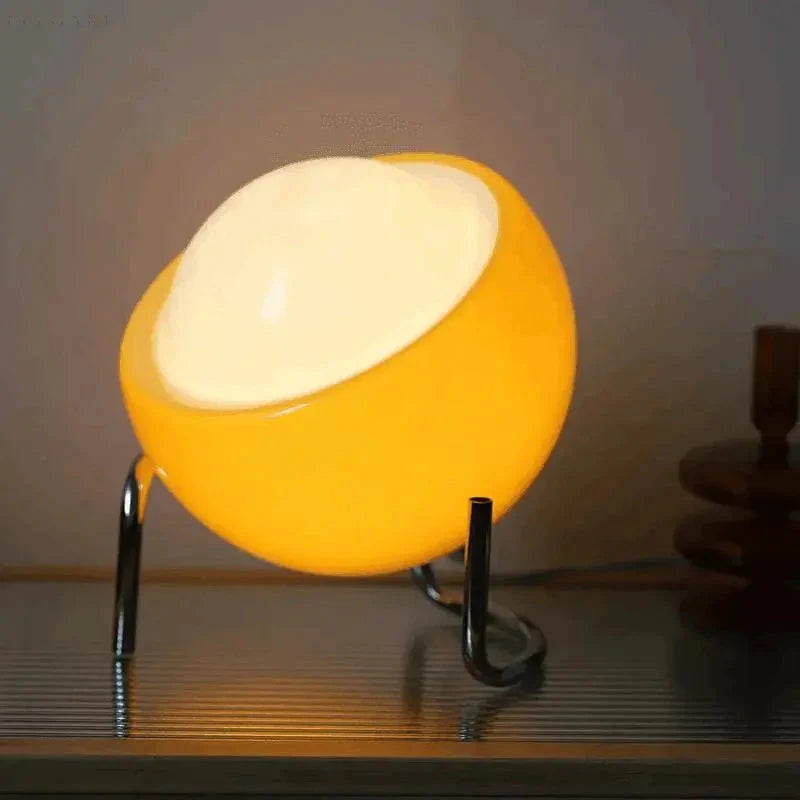 SpotLight | Vintage-inspired Retro Nordic Desk Lamp4