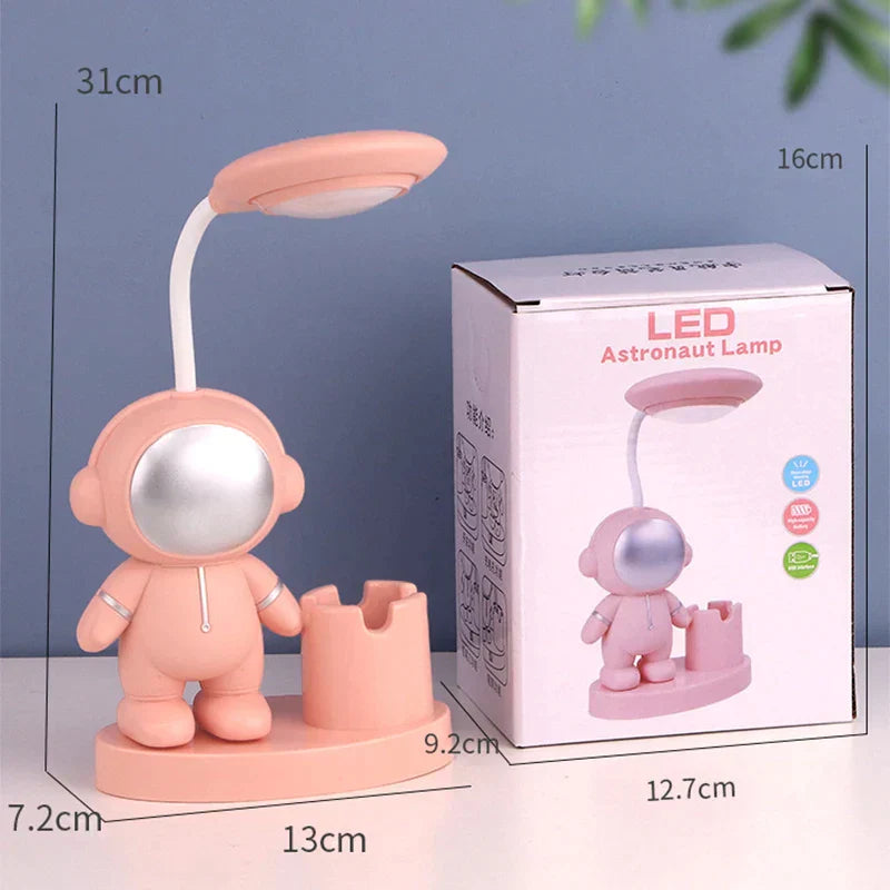 StarVoyager | Creative Astronaut Table Lamp5