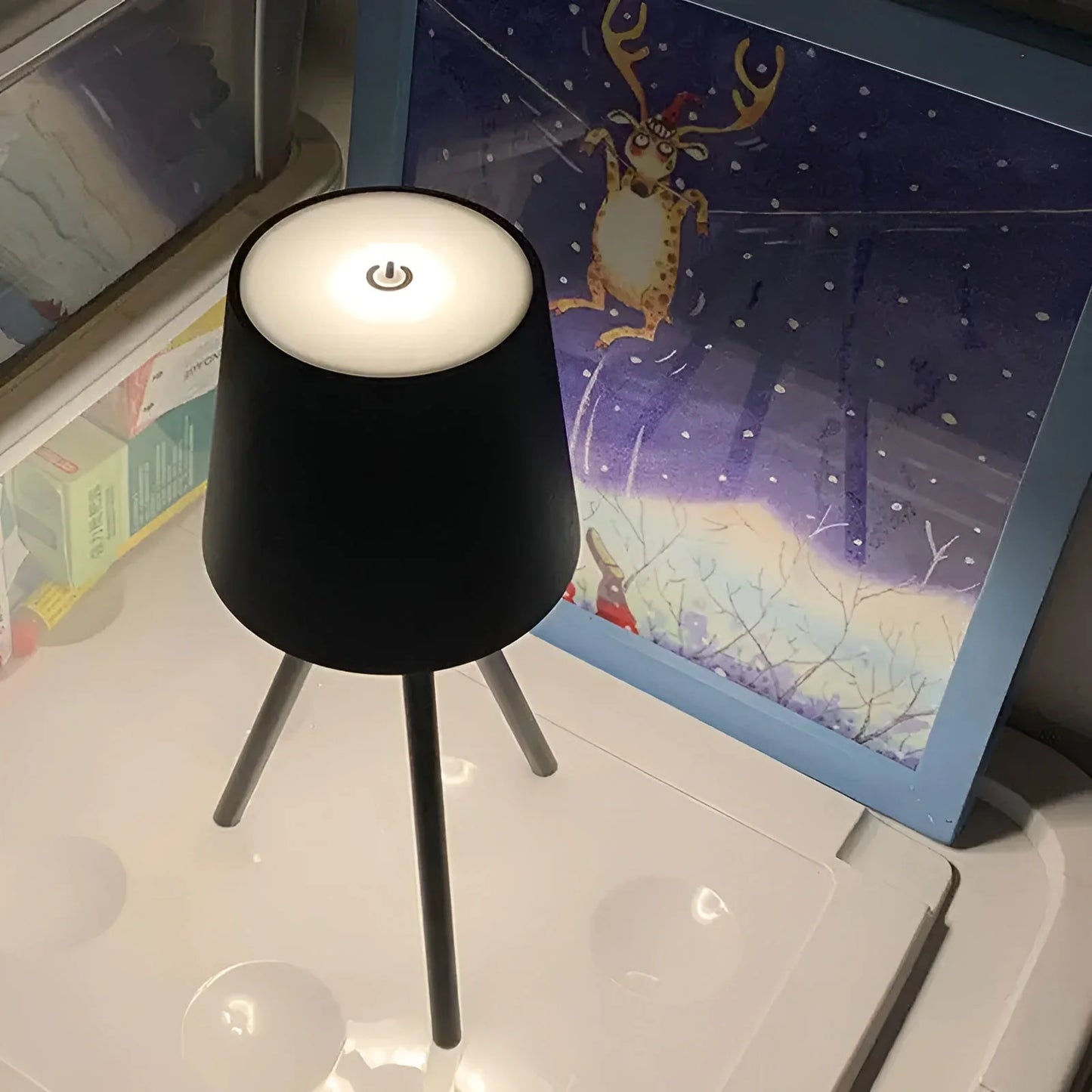 TripodGlow | Portable & Touch Control Wireless Table Lamp4