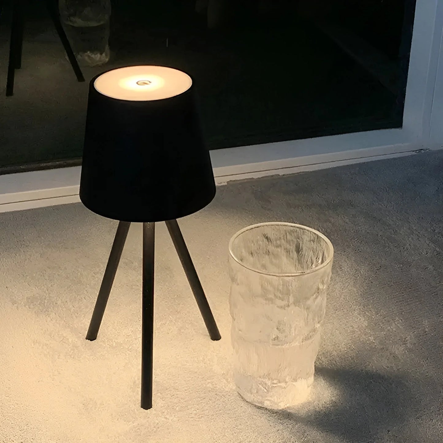 TripodGlow | Portable & Touch Control Wireless Table Lamp5