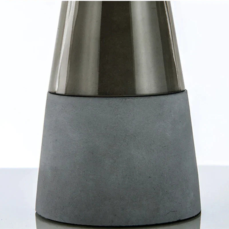 UrbanGleam | Industrial Table Lamp6