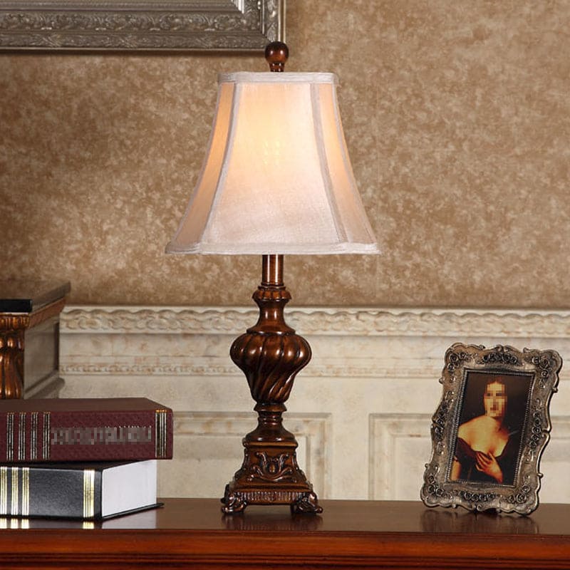 VintageLume | Classic Urn Table Lamp1