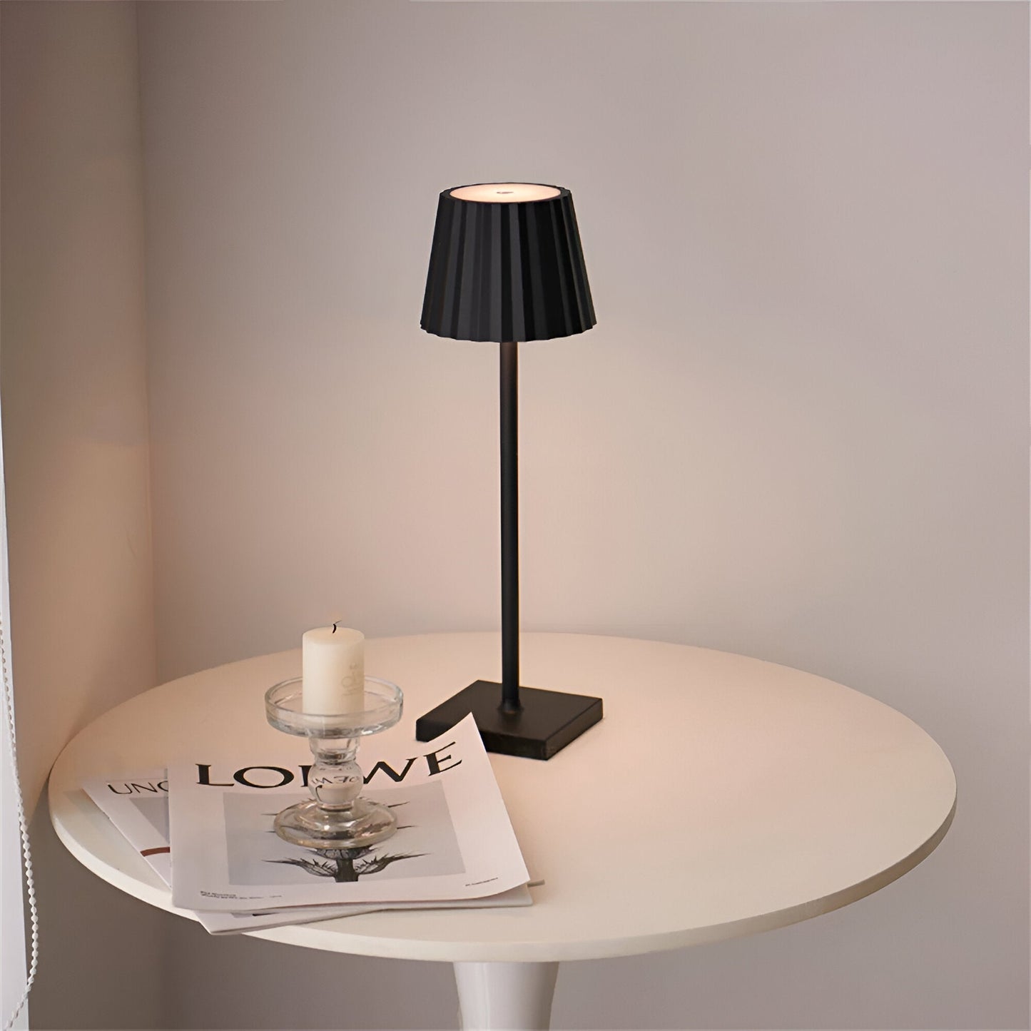 ZigzagGlow | Touch Control & Wireless Table Lamp7