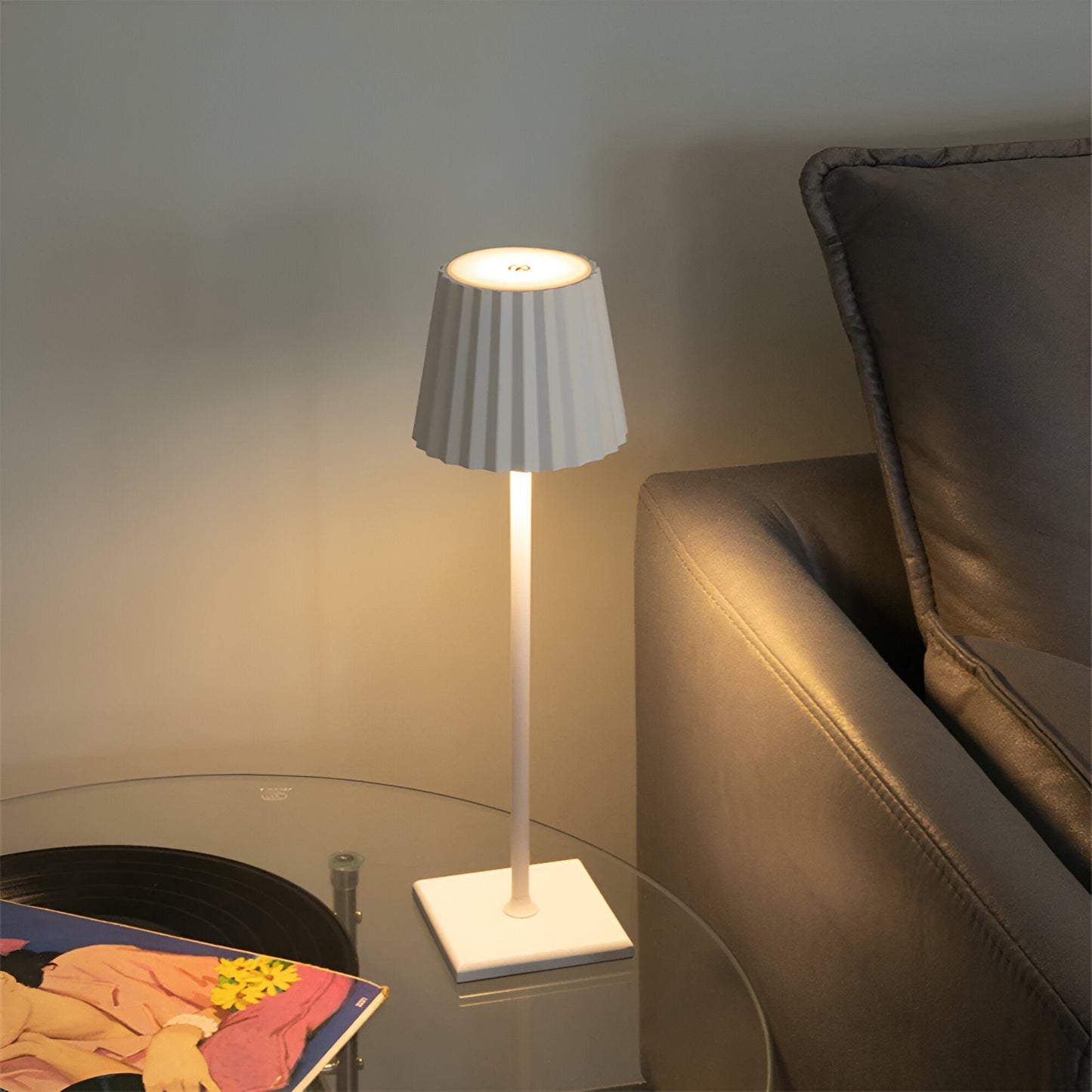 ZigzagGlow | Touch Control & Wireless Table Lamp8