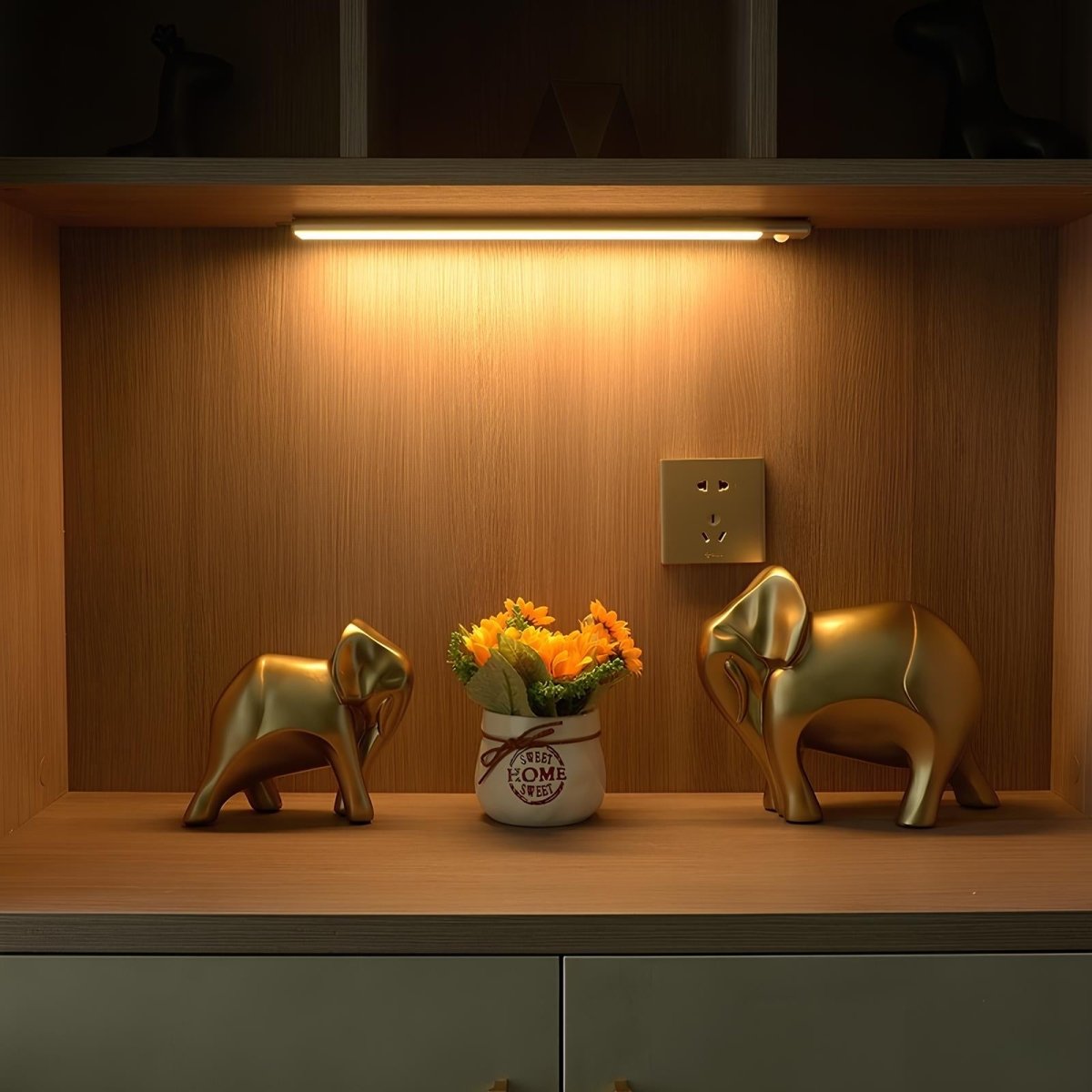 InstaBright | Rechargeable LED with Motion Sensor